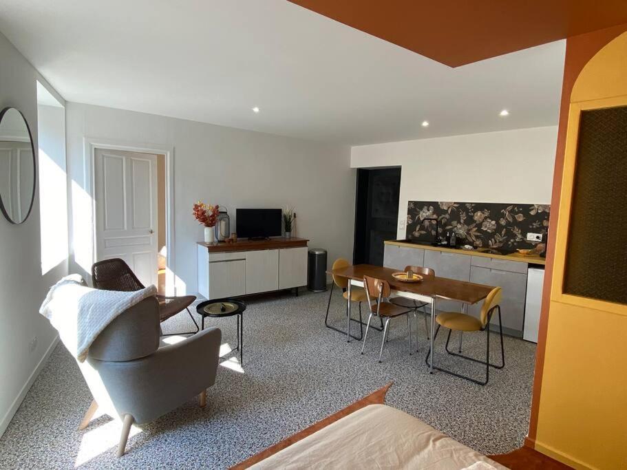 Aparthotel Le Carnot - Valence Bourg-lès-Valence Exteriér fotografie
